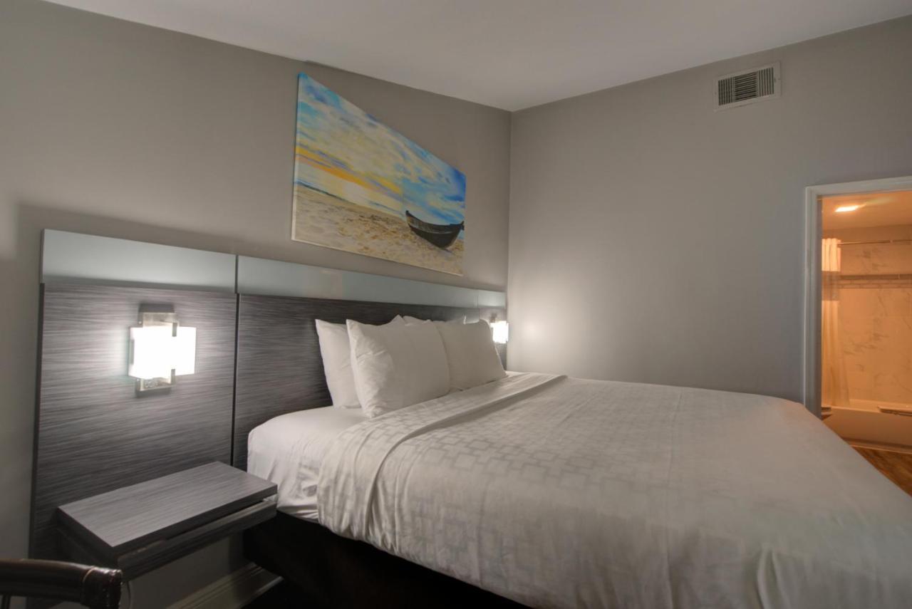 Hotel Clarion Pointe Tampa-Brandon Near Fairgrounds And Casino Mango Exterior foto